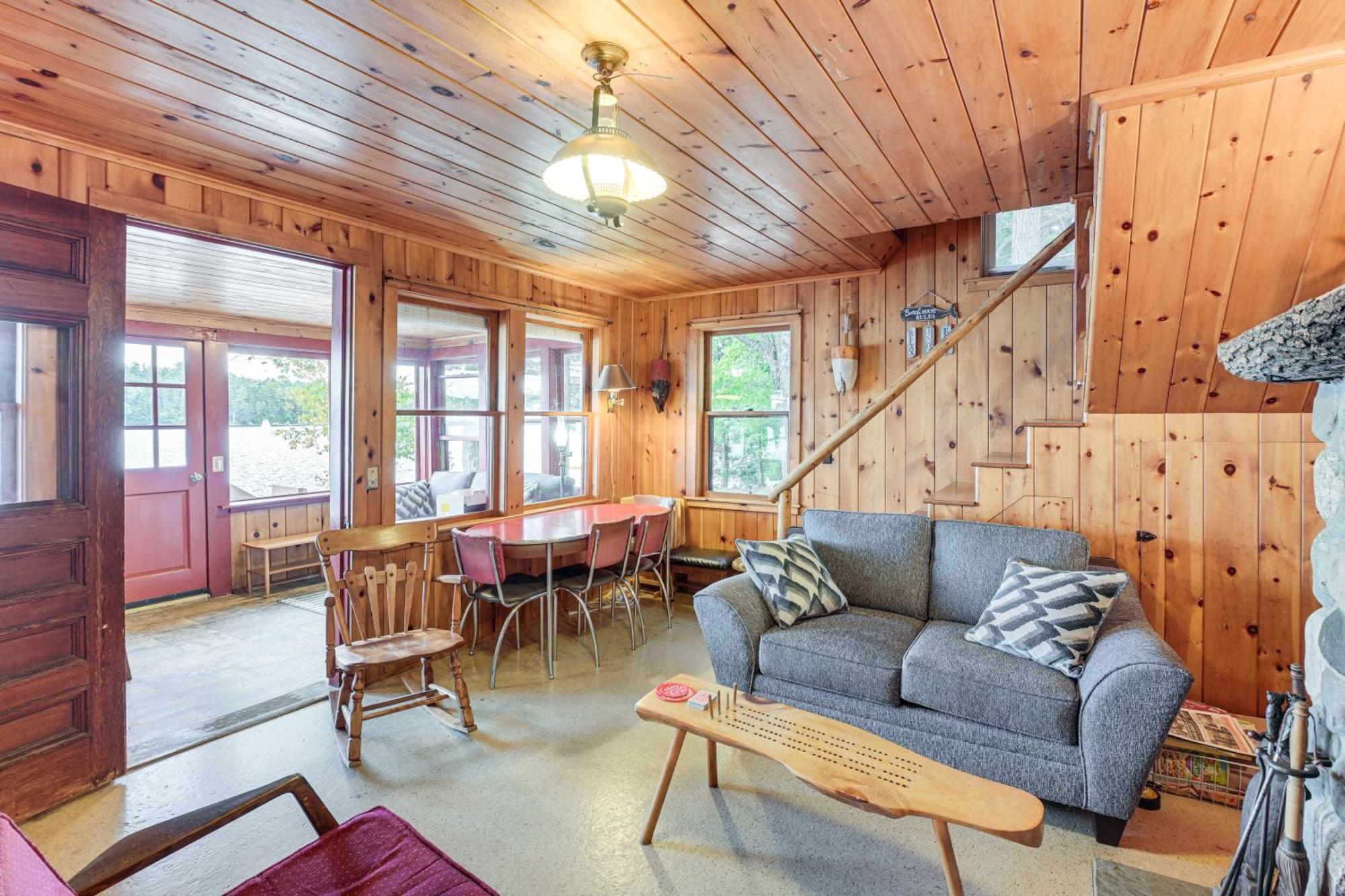 Dock, Beach, Views Rustic Green Lake Cottage Otis 外观 照片
